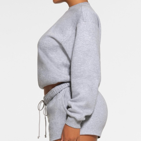 SKIMS COTTON FLEECE CLASSIC CREWNECK - Picture 3 of 8